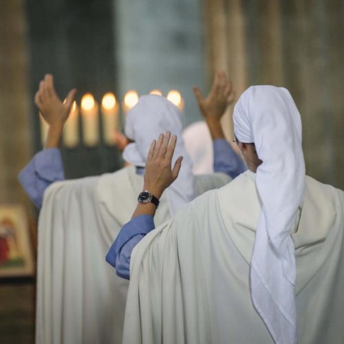 religieuses-fraternites-monastiques-de-jerusalem-vie-consacree-soeurs